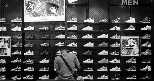 【心斎橋周辺】アメ村・堀江エリアのスニーカー店|レアスニが買える人気ショップを紹介・ - KicksWrap®︎