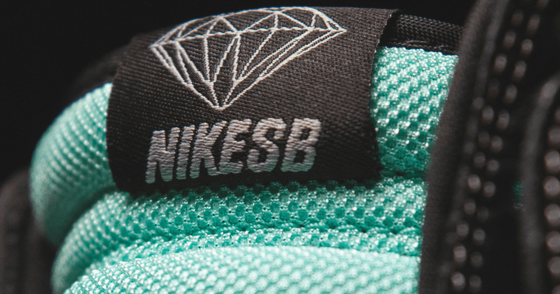 NIKE sbとは?スニーカー、アパレルなど各アイテムの特徴や通常モデルとの違い - KicksWrap®︎