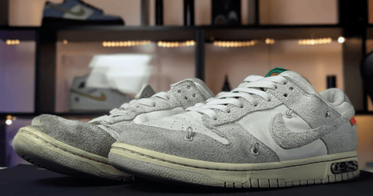 【完全版】NIKE DUNKの洗い方｜レザーからスエードまで正しい汚れ落としとアフターケア - KicksWrap®︎ (キックスラップ)