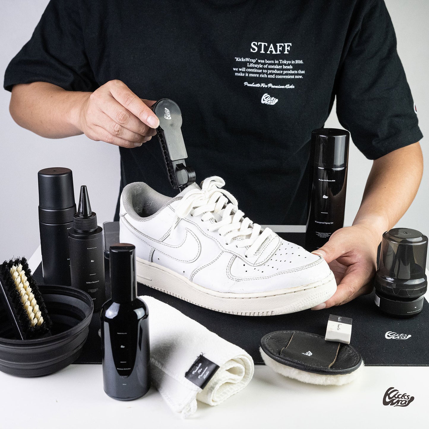 Complete Leather Sneaker Care Kit - KicksWrap®︎ (キックスラップ)