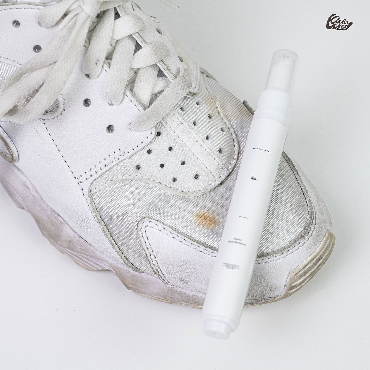Fabric Stain Remover - KicksWrap®︎ (キックスラップ)