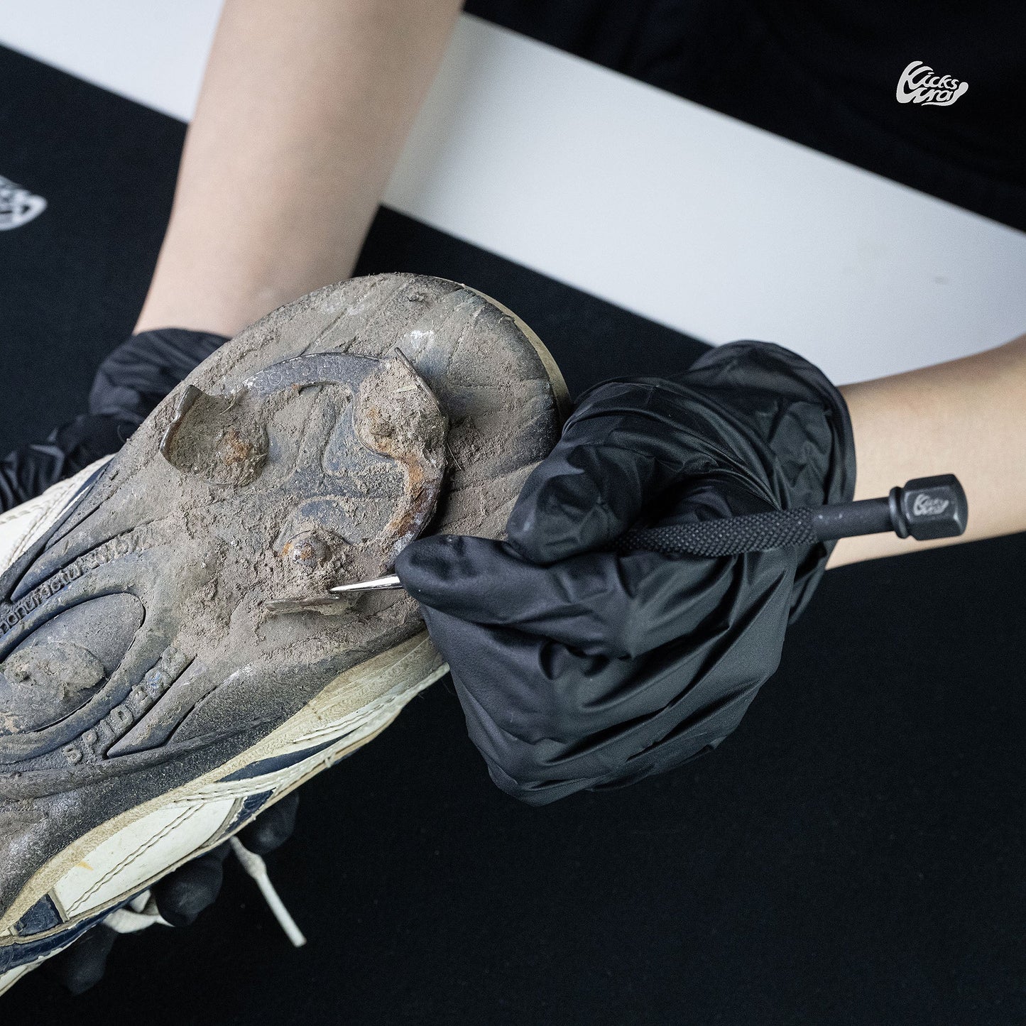 Stone Picker - KicksWrap®︎