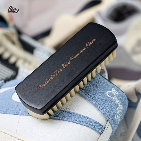 Suede Brush